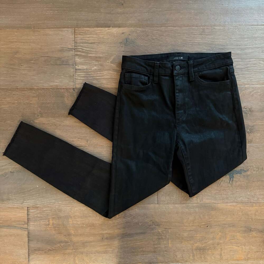 Joe’s Jeans Skinny Ankle Jeans Coated Black 🖤 Size 26